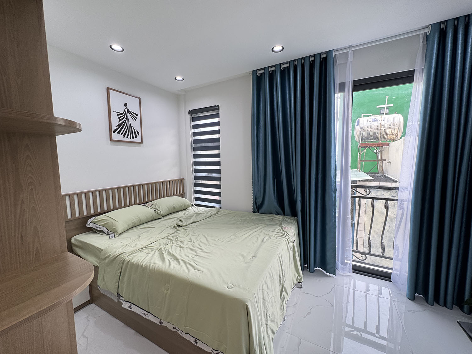 Biệt thự mini 3 lầu, t.kế Tân Cổ Điển, Full n.thất, hẻm ôtô Cầm Bá Thước - Cạnh Phố Ẩm Thực PXLong